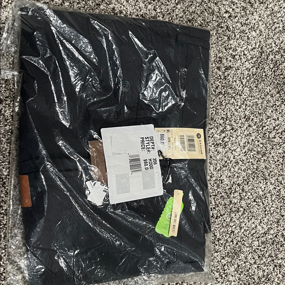 Haggar Men's E-CLO Classic Fit Dress Pants in 035 Medium Gray 32W x 30L